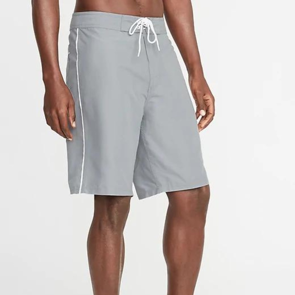 Old Navy Side-Piping Board Shorts for Men New - Picture 1 of 1